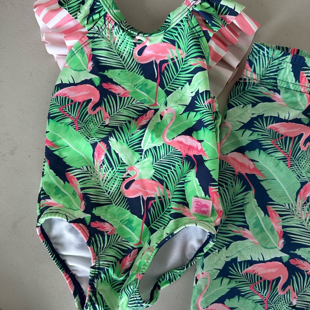 RuffleButts girls swim